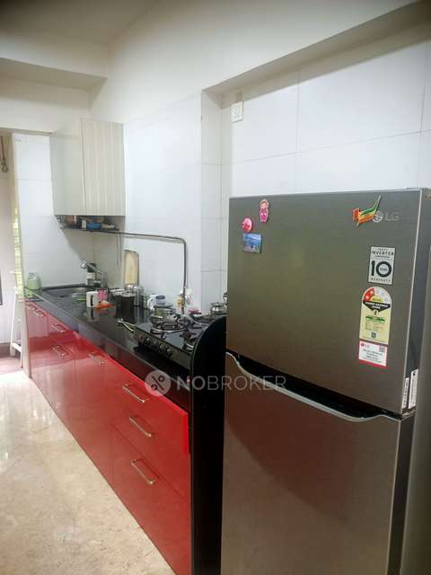 2 BHK Flat In Symphony Building For Sale  In Chembur