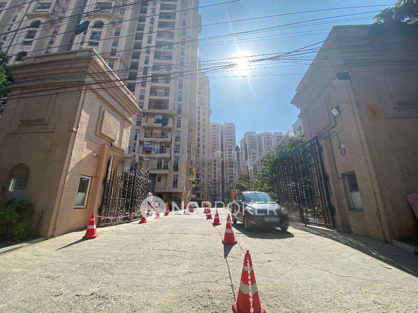 3 BHK Flat In Aditya Empress Towers For Sale  In Shaikpet