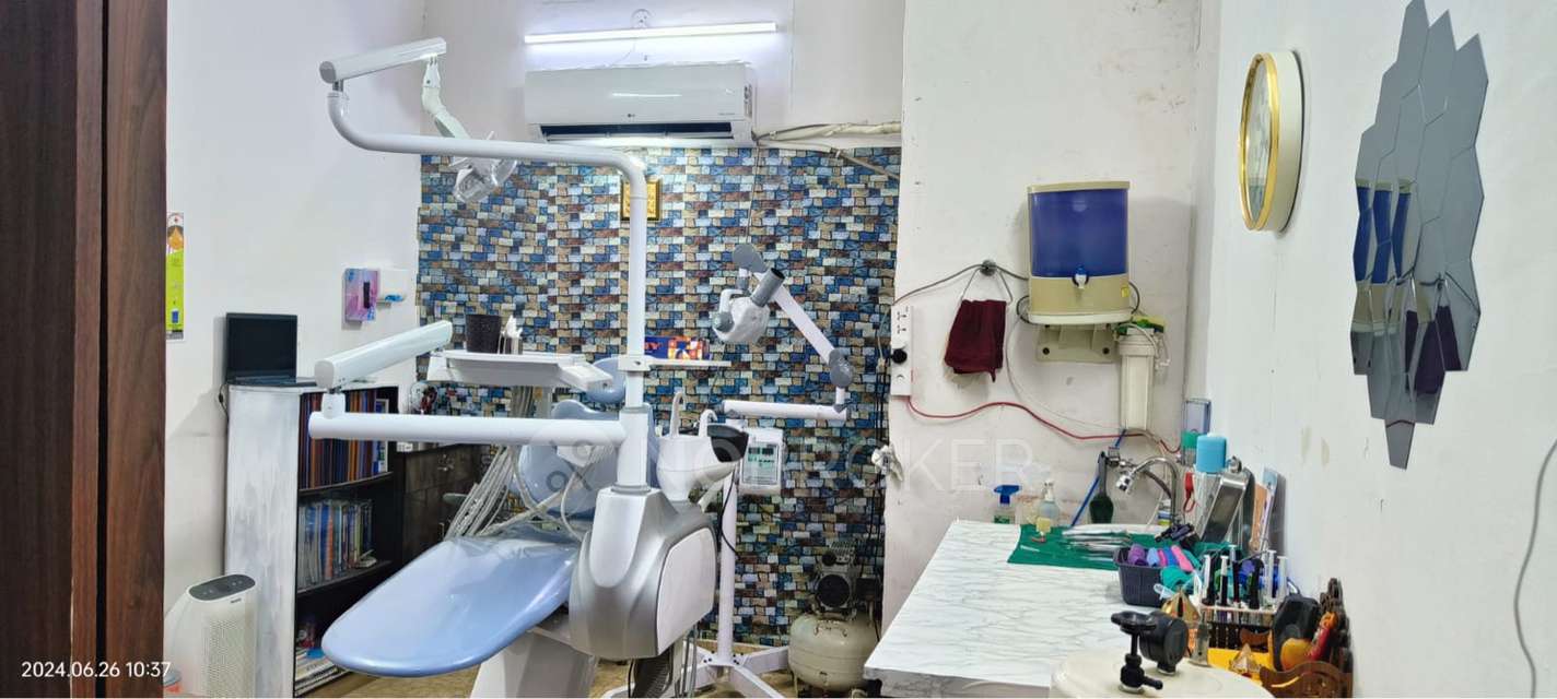 Shop in Tyujh, Noida for Rent 