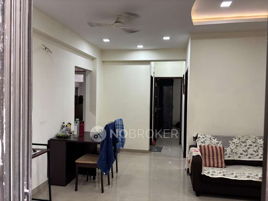 2 BHK Flat In Gulmohar Goldcoast Society for Rent  In Kharadi