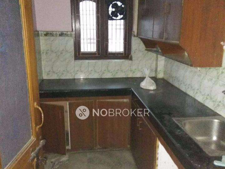 4+ BHK Flat In Standalone Building  For Sale  In Sector 46