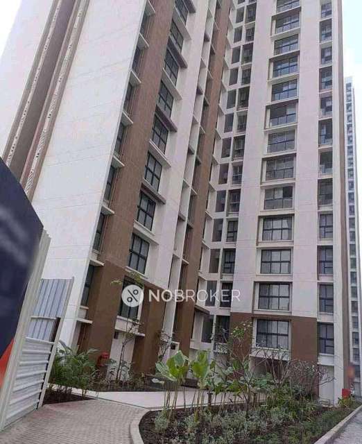 Shared Room for Male In 1 BHK  In Lodha Crown In Majiwada