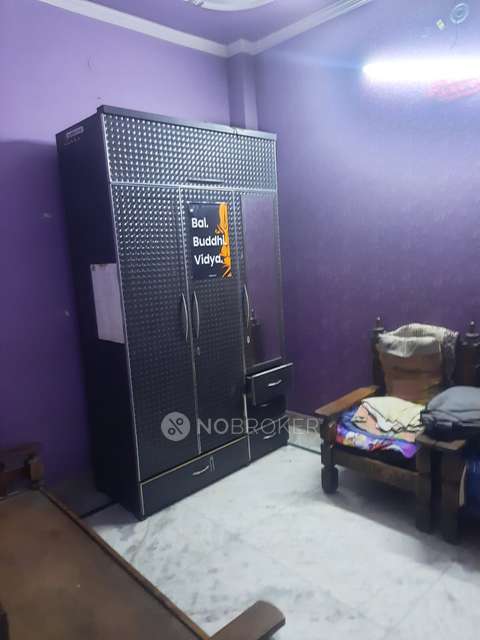 Shared Room for  In 2 BHK  In Shadipur