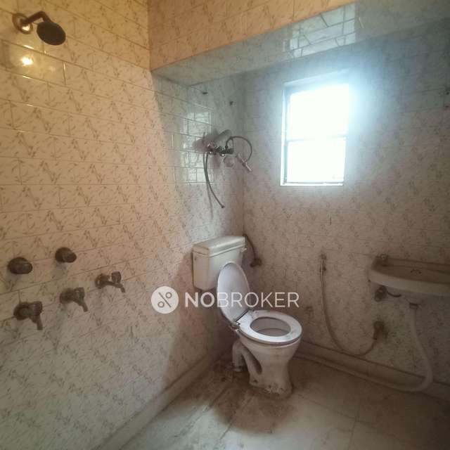 3 BHK Flat In Shiva Apartment  For Sale  In Rohini Sector 15