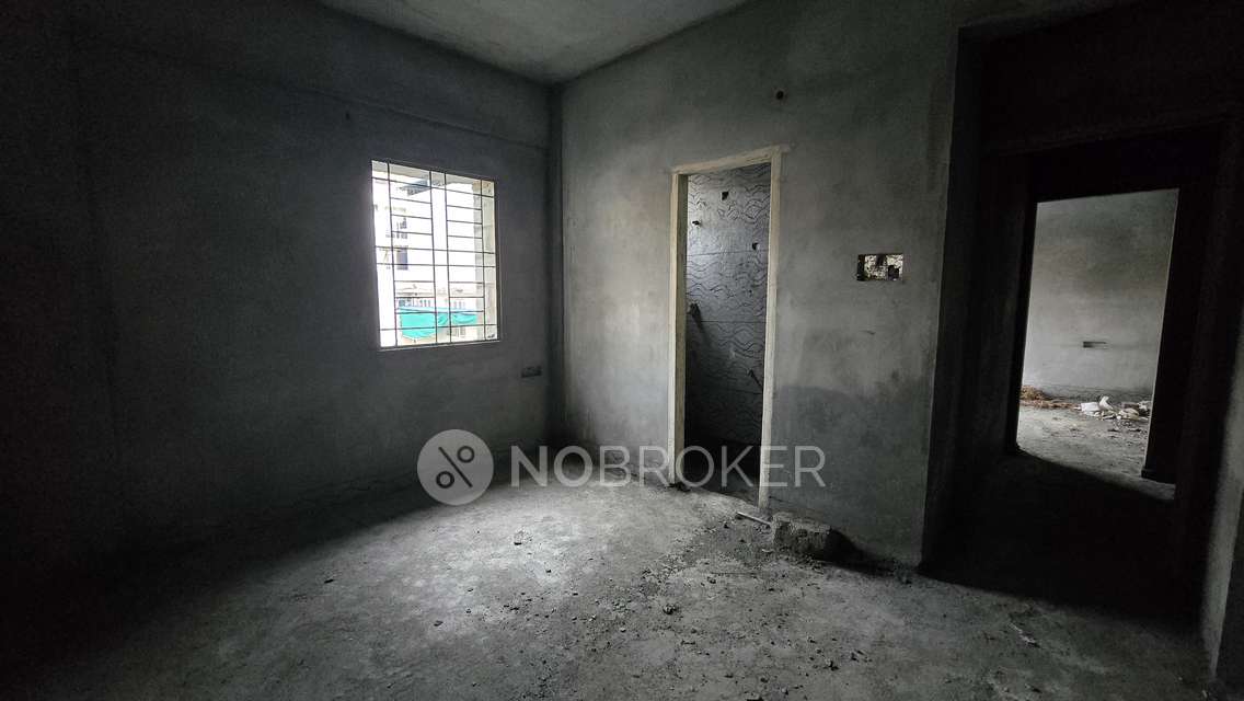 3 BHK Flat In Skyline Buildinder  And Devlopers For Sale  In Old Gurappana Palya Main Rd