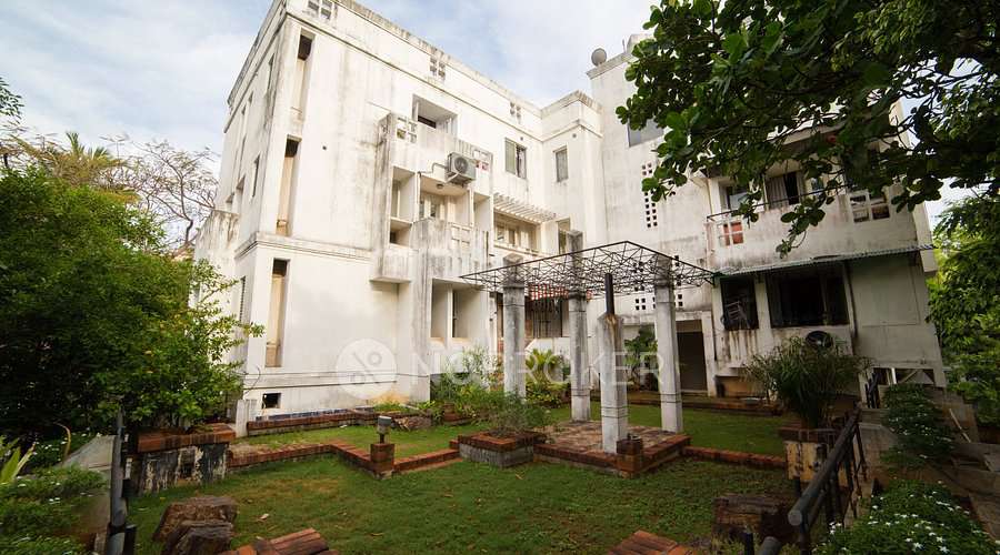 2 BHK Flat In Cresendo for Rent  In Desika Road