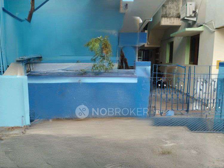 PG for Girls in Pallavaram