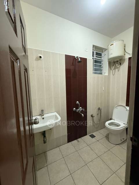 3 BHK Flat In Brindavan Sai Brindavan For Sale  In Btm Layout 2nd Stage