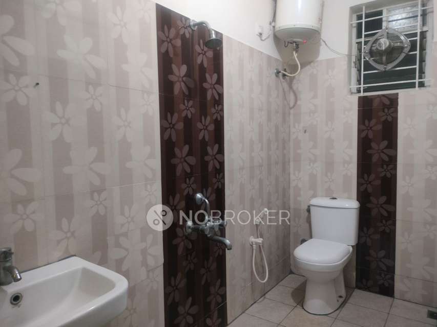 3 BHK Flat In Brindavan Sai Brindavan For Sale  In Btm Layout 2nd Stage