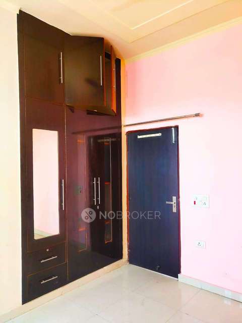 2 BHK House for Rent  In Sector 45