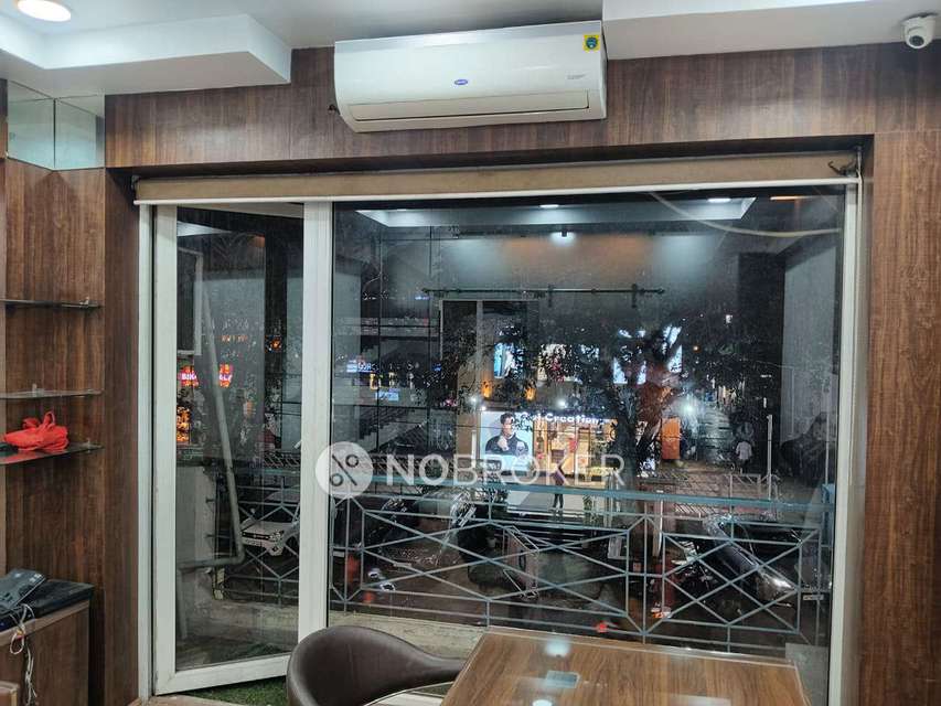 Commercial Property in Sector 18, Noida for sale 