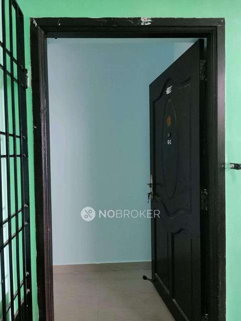 2 BHK Flat In Tulasi Apartment For Sale  In Sithalapakkam