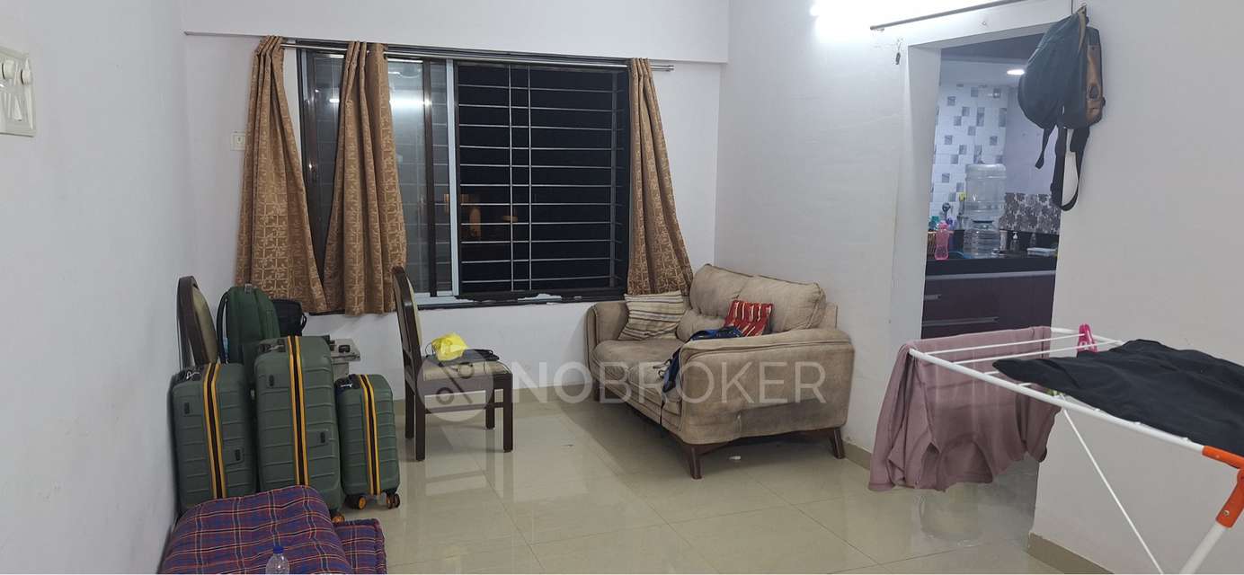 Single Room for Male In 1 BHK  In Vastu Heights Complex In Goregaon West