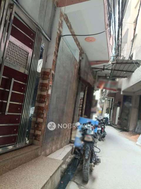 PG for Boys in Sector 126