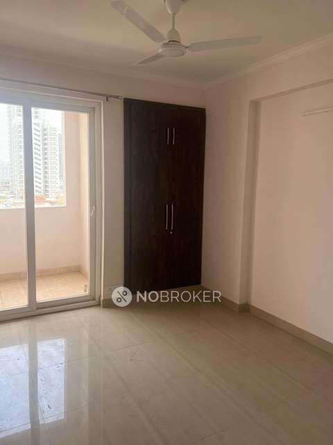 3 BHK Flat In Amrapali Lesiure Park    For Sale  In Techzone 4