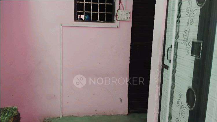 4 BHK Flat For Sale  In Mandawali