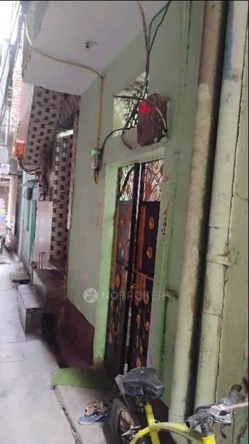 4 BHK Flat For Sale  In Mandawali