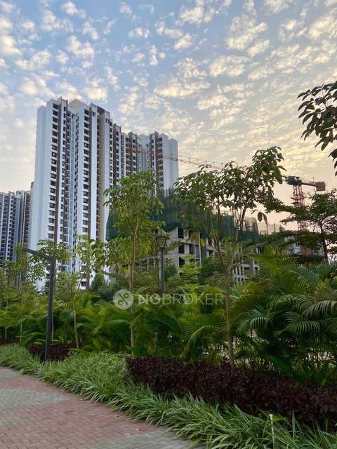 2 BHK Flat In Runwal Garden City For Sale  In Dombivli East