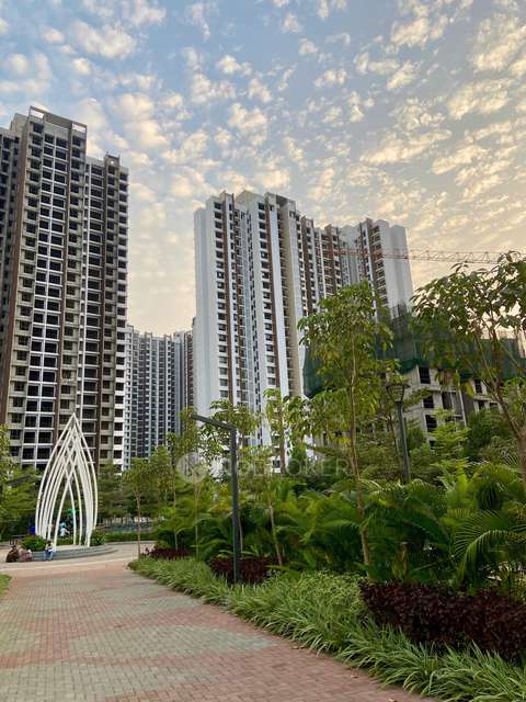 2 BHK Flat In Runwal Garden City For Sale  In Dombivli East