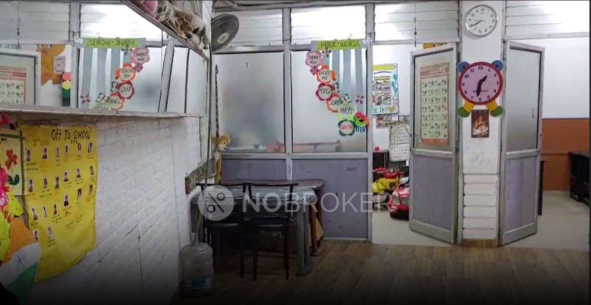 Office Space in 136 Humayunpur Facing, Delhi for Rent 