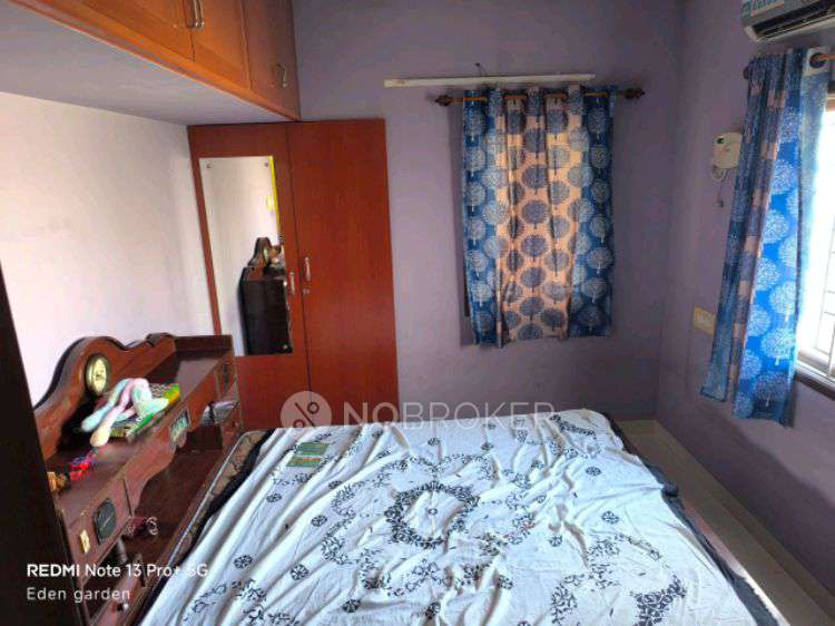 2 BHK Flat In Aqradhana Flats Gerumbakkam For Sale  In Gerugambakkam