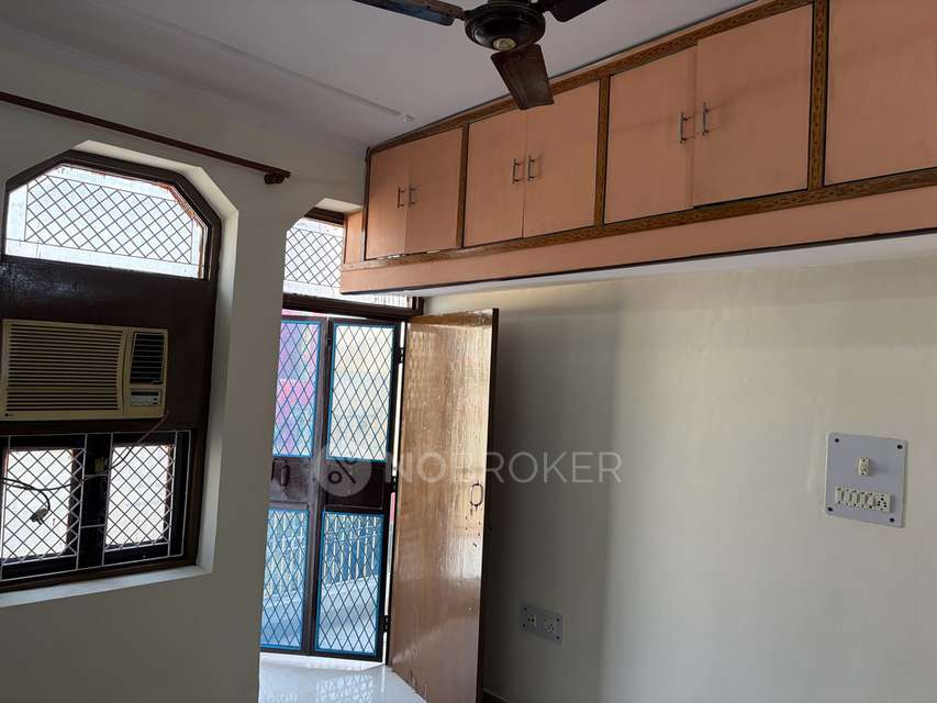 2 BHK Flat In Avani Apartment For Sale  In Mahavir Enclave