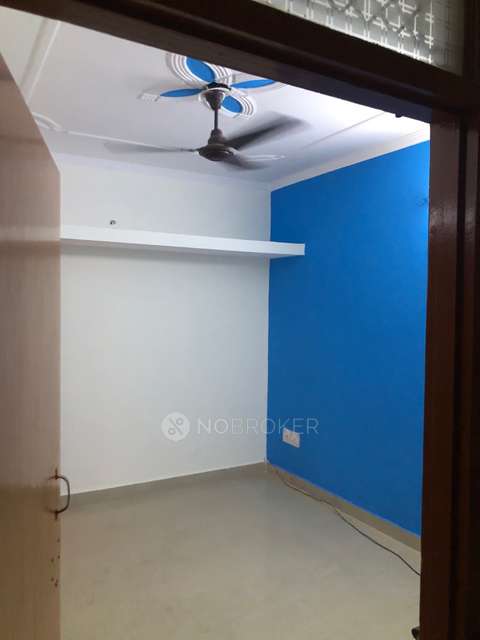 2 BHK Flat In Avani Apartment For Sale  In Mahavir Enclave