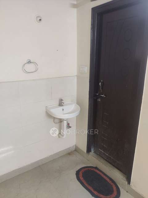 2 BHK Flat In Skc Devi Nilayam For Sale  In Bachupally