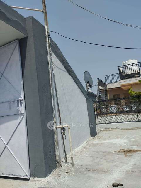 1 RK Flat for Rent  In Malviya Nagar