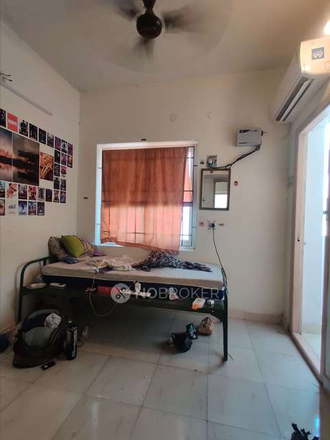 2 BHK Flat In Tnhb For Sale  In Attipattu, Ambattur