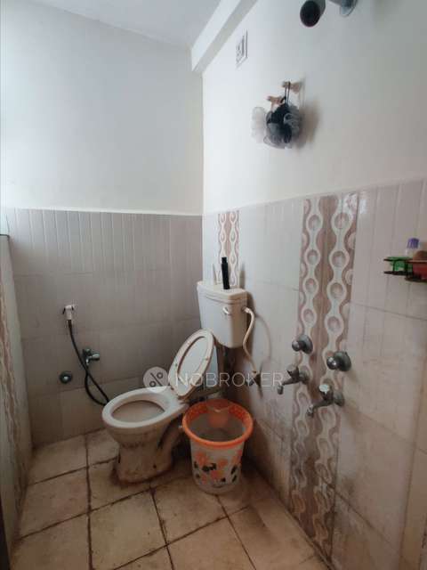 2 BHK Flat In Tnhb For Sale  In Attipattu, Ambattur