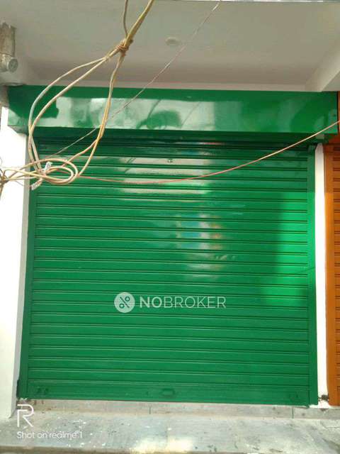 Shop in Paharganj, Delhi for sale 