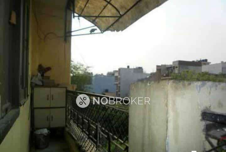 2 BHK Flat For Sale  In Laxmi Nagar
