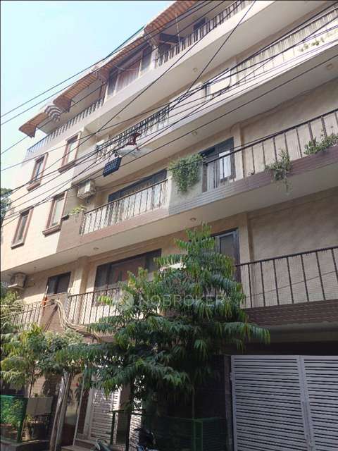 3 BHK Flat In Standlone Building For Sale  In East Of Kailash