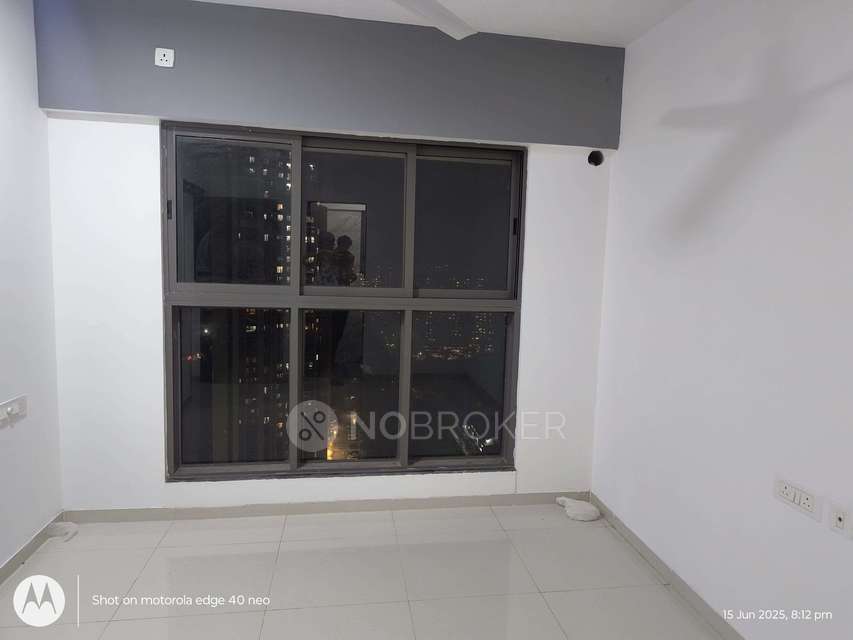1 BHK Flat In Uk Iridium For Sale  In  Kandivali East, Mumbai