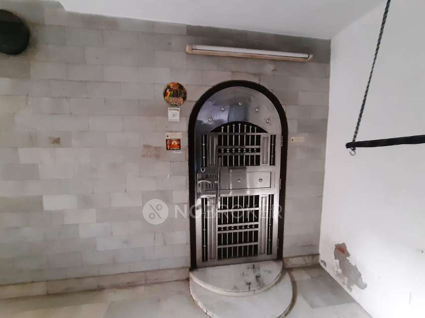 3 BHK Flat In C5 Block Keshav Puram, Delhi For Sale  In Keshav Puram, Tri Nagar