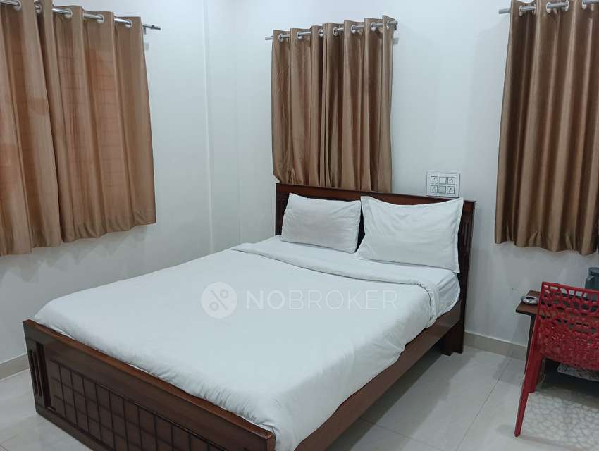 PG for Anyone in Brookfield