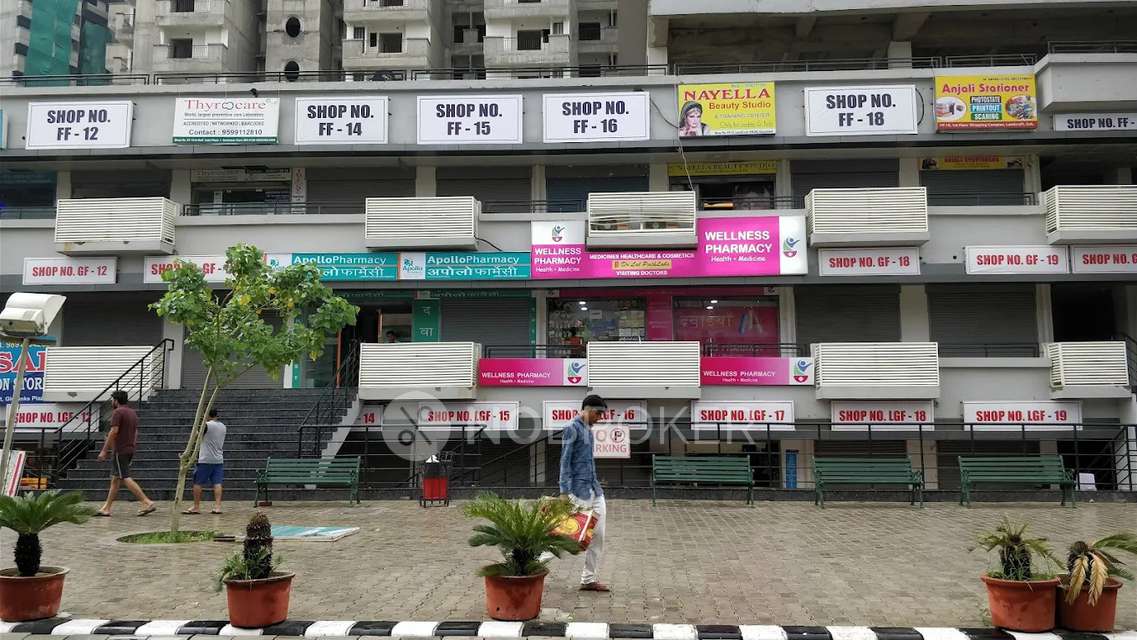 Showroom in Landcraft Golflinks, Ghaziabad for Rent 