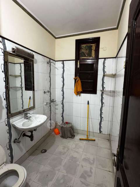 PG for Girls in Laxmi Nagar