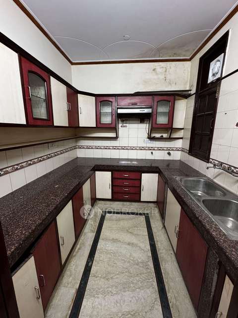 PG for Girls in Laxmi Nagar