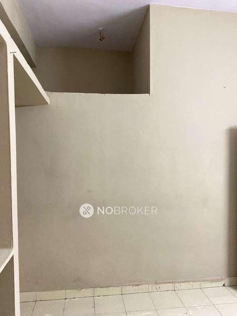 1 BHK Flat In Mayuri Plaza For Sale  In Tilak Nagar, Amberpet