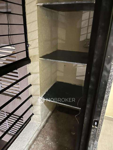 1 BHK Flat In Kulswamini Prasanna For Sale  In Dombivli West