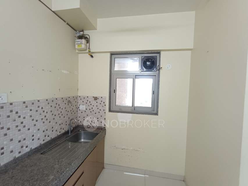 2 BHK Flat In Epsilon Tower For Sale  In Kandivali East