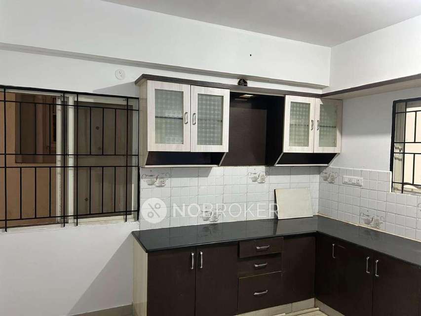 2 BHK Flat In Sri Vandana Marvel For Sale  In Vgp Layout