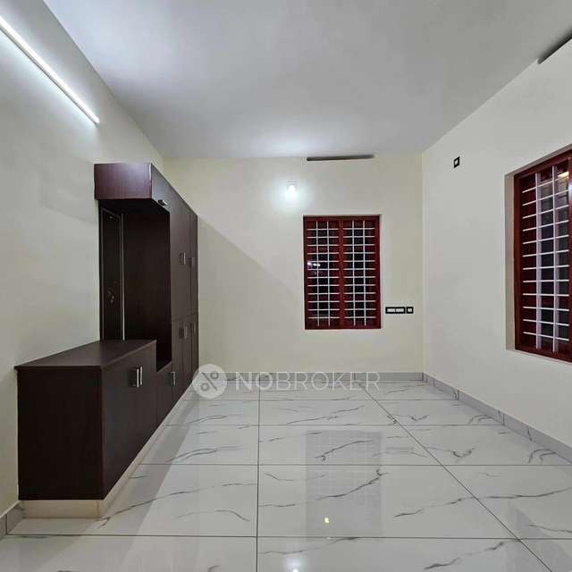 2 BHK Flat In S P Aurora For Sale  In Perambur
