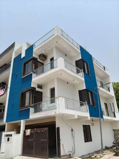 2 BHK House for Rent  In Sector 70