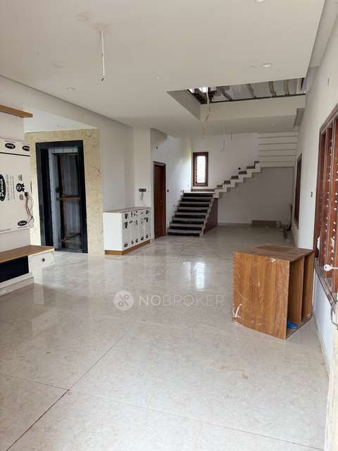 4+ BHK House For Sale  In Kogilu