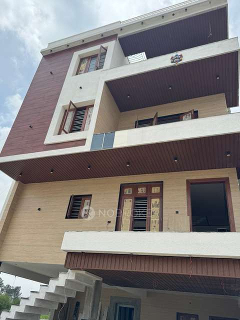4+ BHK House For Sale  In Kogilu