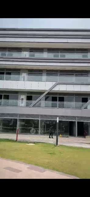 Shop in Wave City, Ghaziabad for Rent 