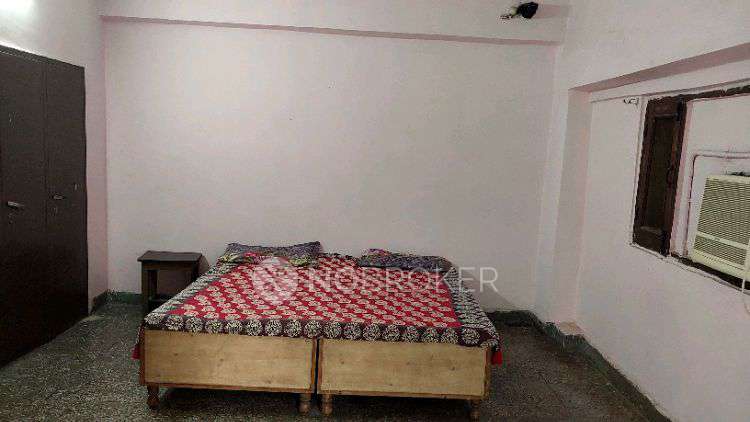 PG for Anyone in Chandrapriya Apartment